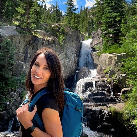 Discovering Distance | Instagram, TikTok | Linktree